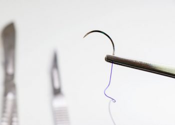 انواع نخ بخیه